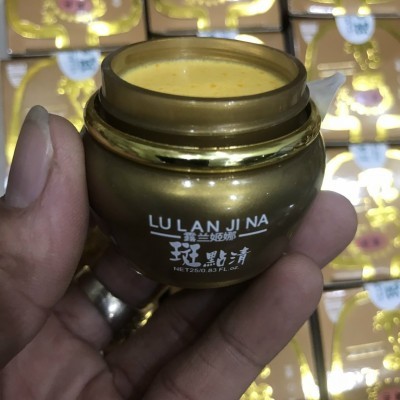 Kem Face Lu Lan Ji Na